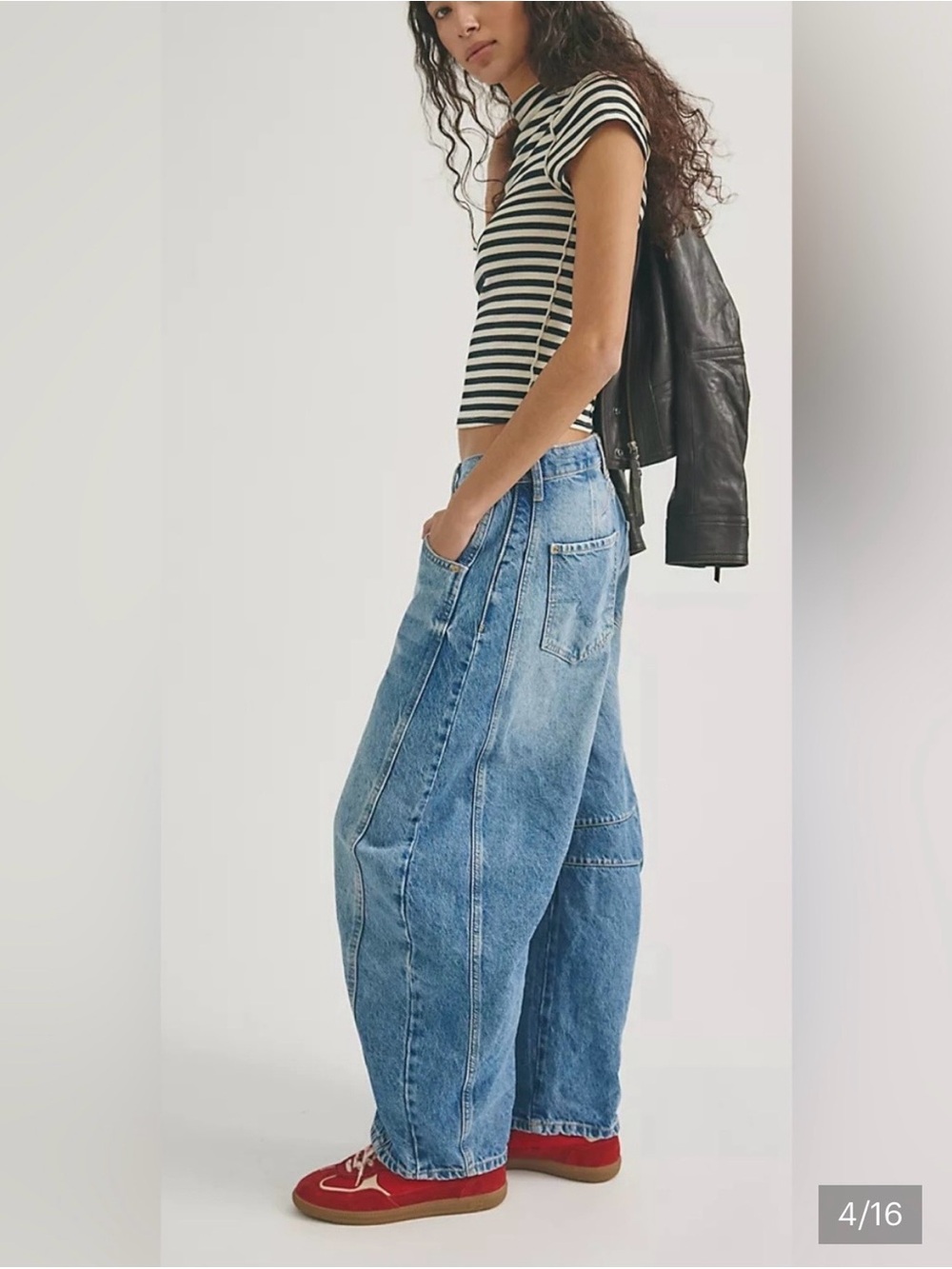 Free People/ WE THE FREE GOOD LUCK
MID RISE BARREL LEG JEANS Size 31 - Picture 5 of 13
